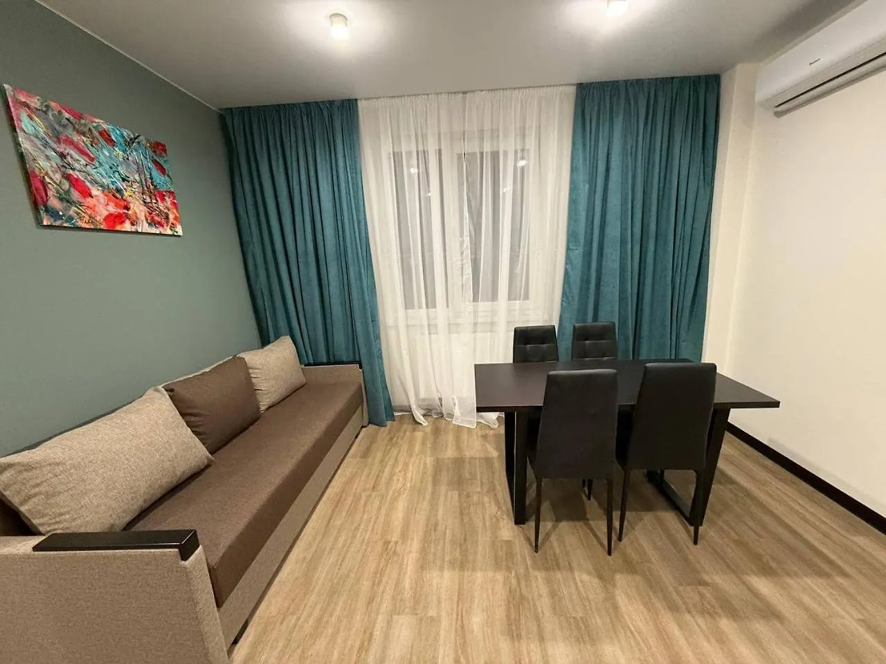 Apartman Апартаменти У Львові На Вулиці Під Голоском 15Б 110 З Чудовим Видом На Місто Львів
